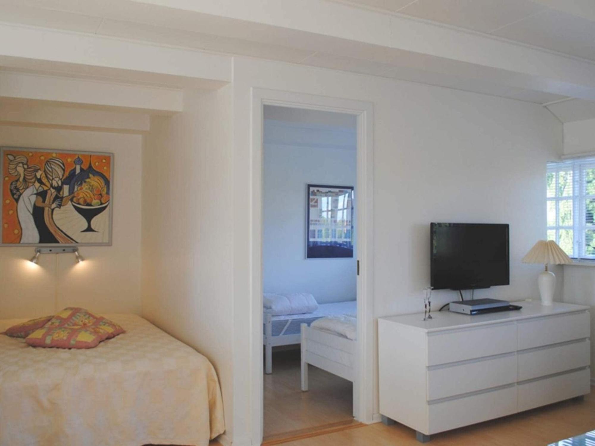 4 Person Holiday Home In Svaneke Esterno foto